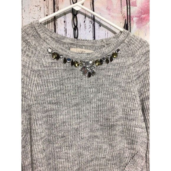 LOFT ~ Size Small Gray Rhinestone Front Sweater 🍁🍂 - Picture 6 of 12